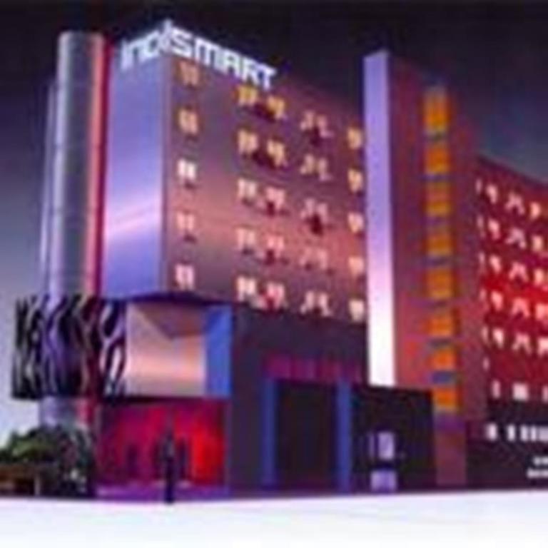 Indismart Hotel Calcutta Exterior foto