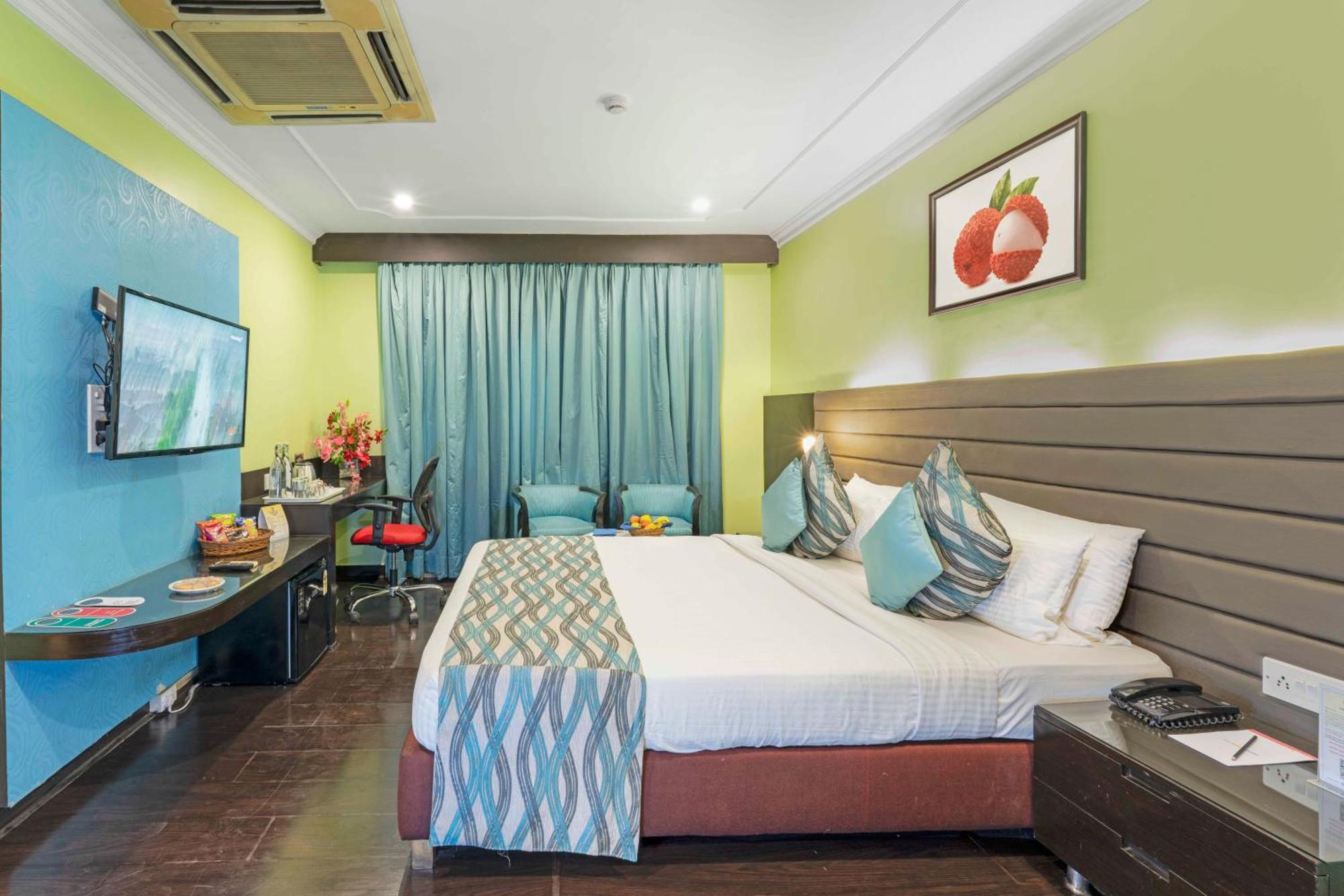 Indismart Hotel Calcutta Exterior foto